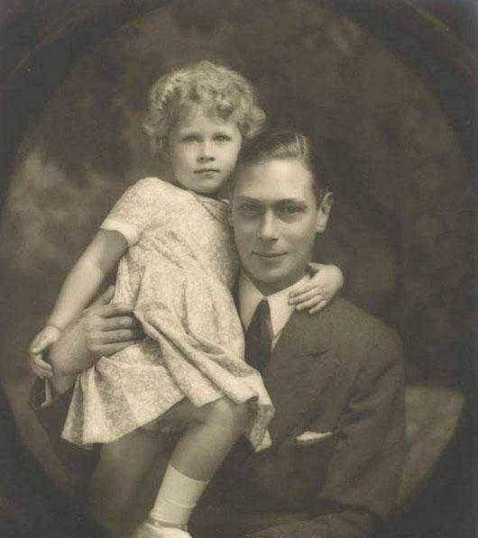 Ratu Elizabeth dan Raja George VI (twitter.com/RoyalFamily)