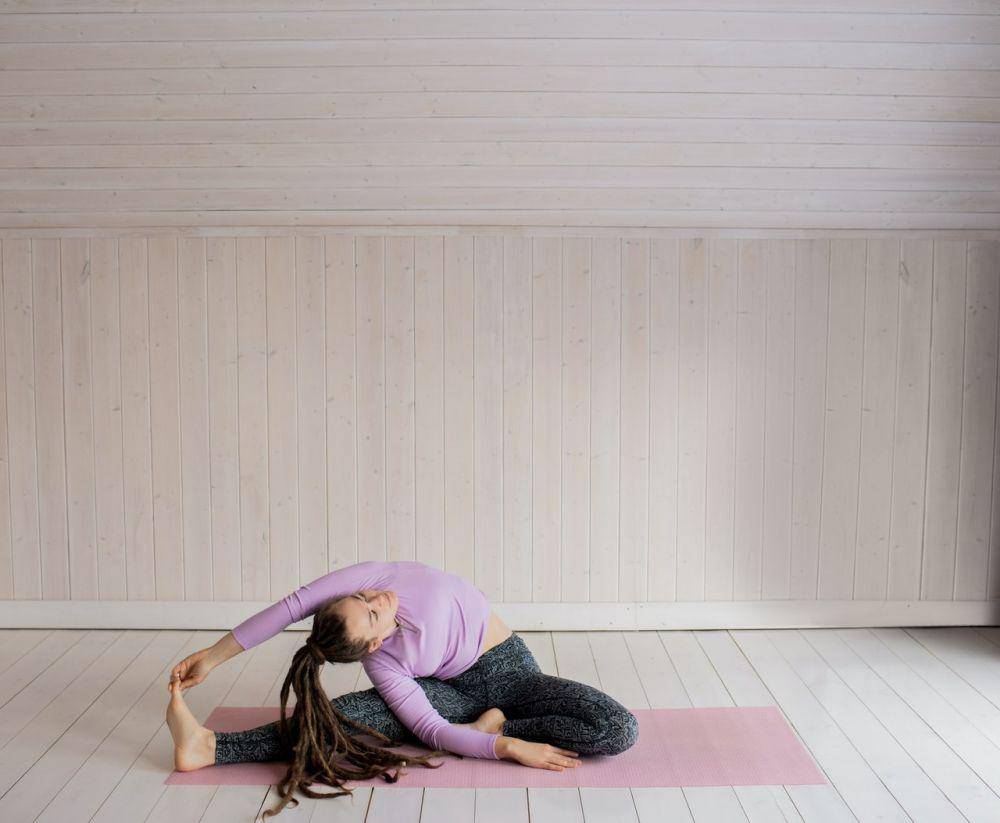 ilustrasi yoga (pexels.com/Alexy Almond dari Pexels)