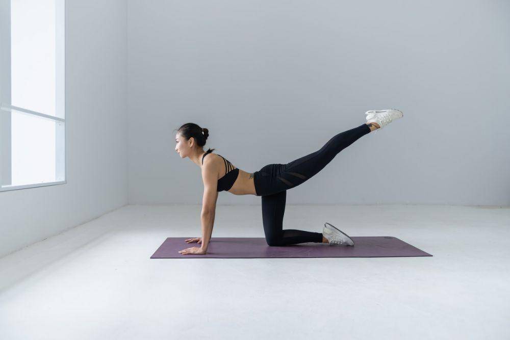 ilustrasi yoga (pexels.com Li Sun)