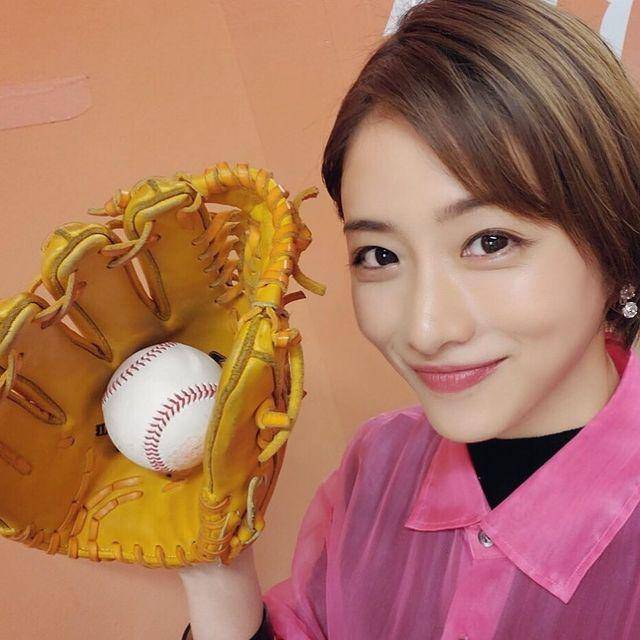 Satomi Ishihara (instagram.com/horipro_official_actor)