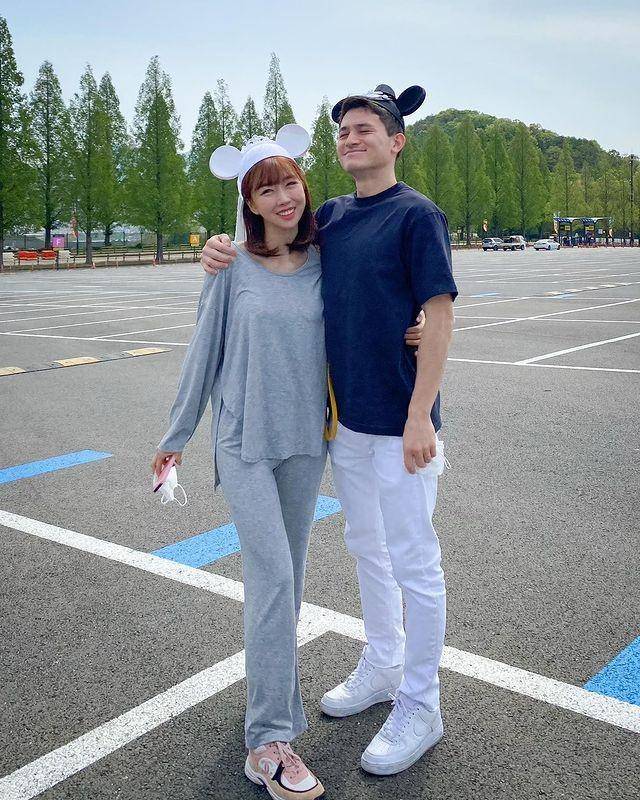 Potret Sunny Dahye dan suami (instagram.com/chrisokano)