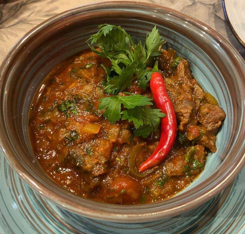 chashushuli (instagram.com/foodfromthecorners)