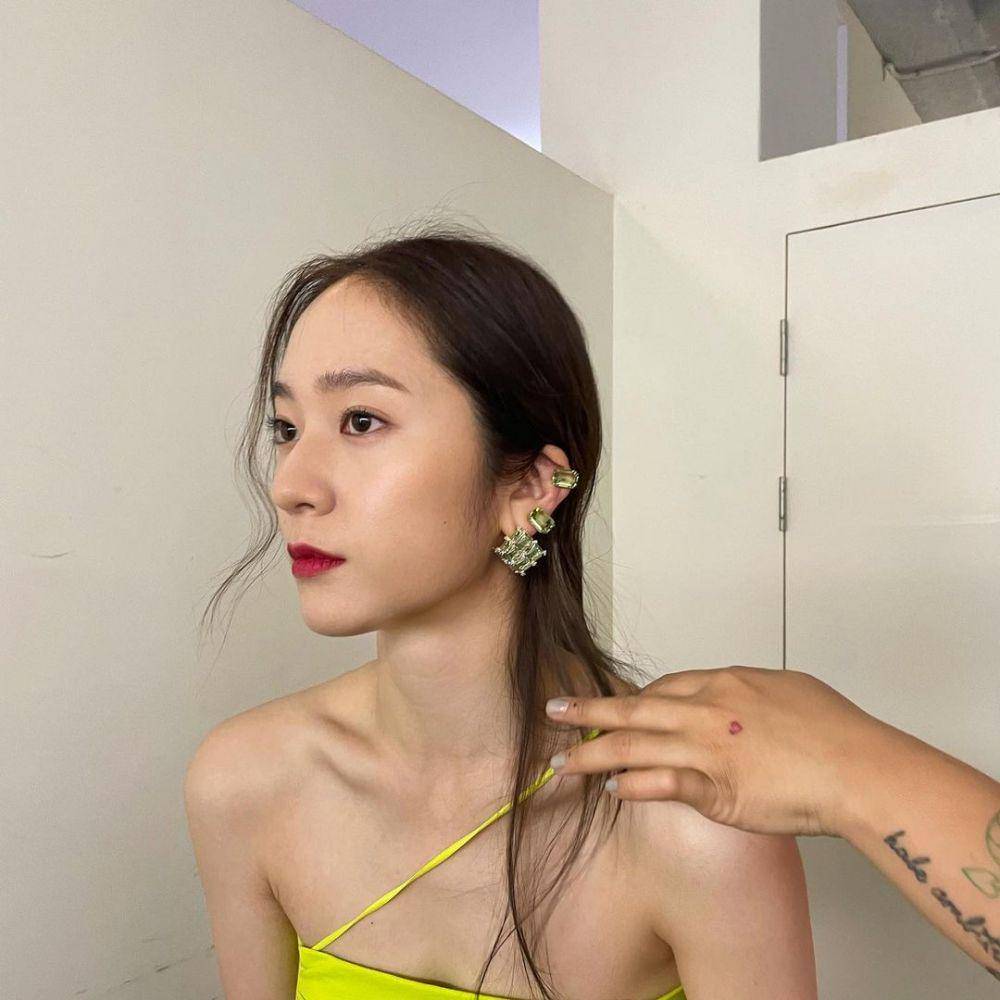 Krystal (instagram.com/vousmevoyez)
