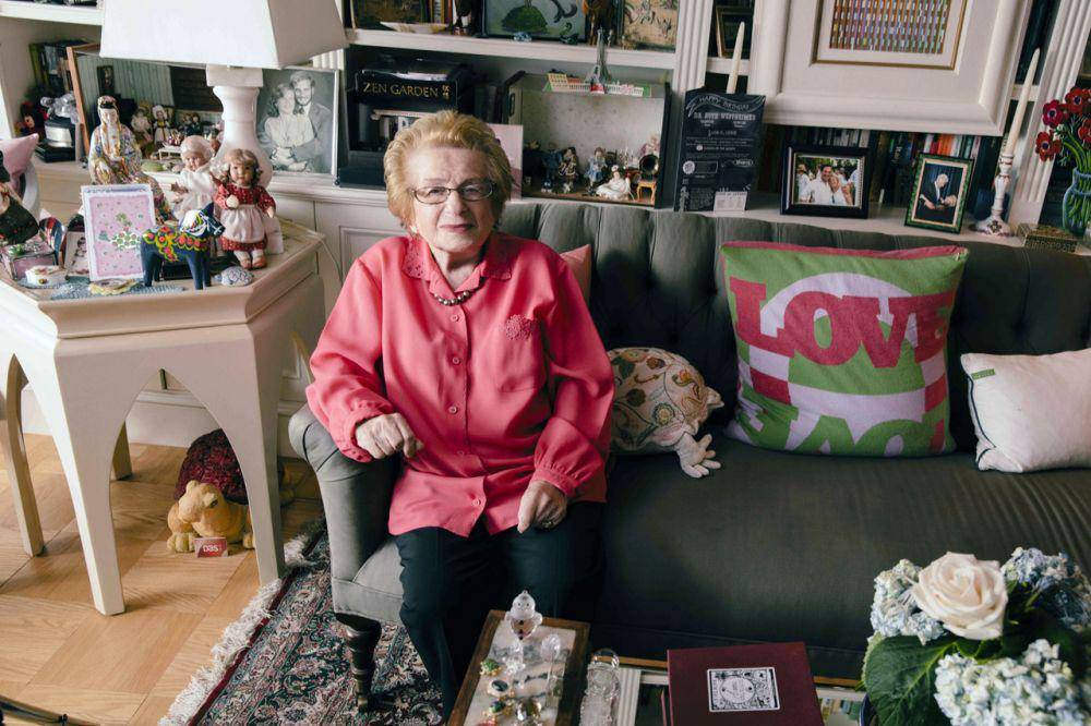 Dr. Ruth Westheimer, penyintas Holocaust yang menjadi terapis paling terkenal di Amerika (jweekly.com/Austin Hargrave)