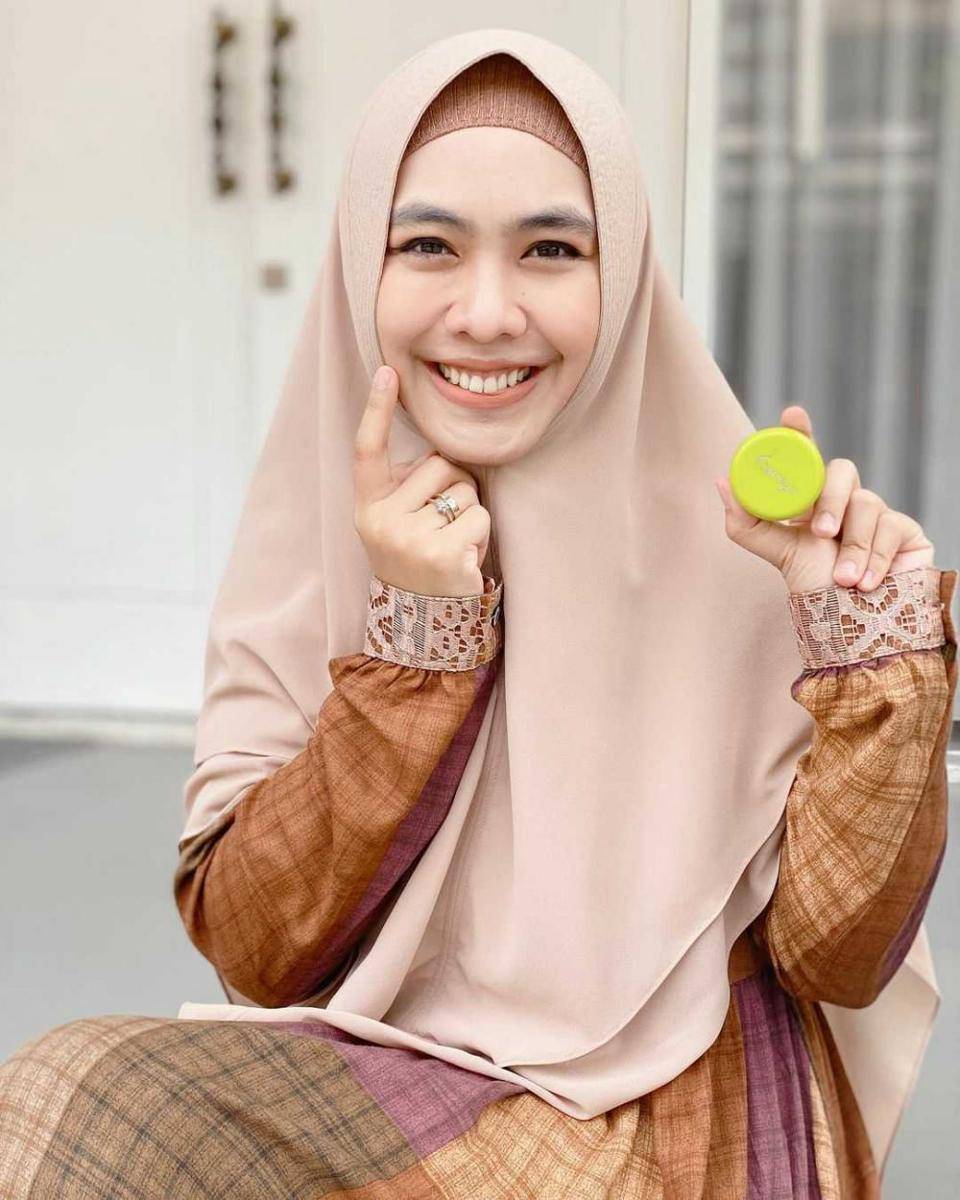 Oki Setiana Dewi (instagram.com/okisetianadewi)
