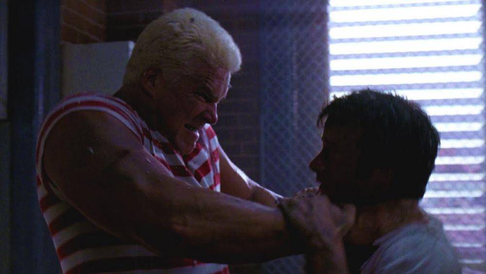 Kevin Nash di kiri. screenrant.com