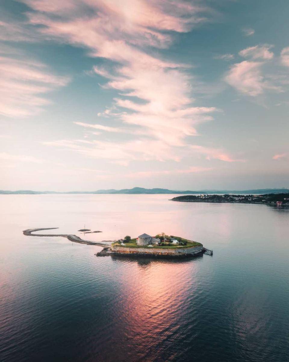 Munkholmen Island di Trondheim, Norwegia (instagram.com/gautelorentsen)