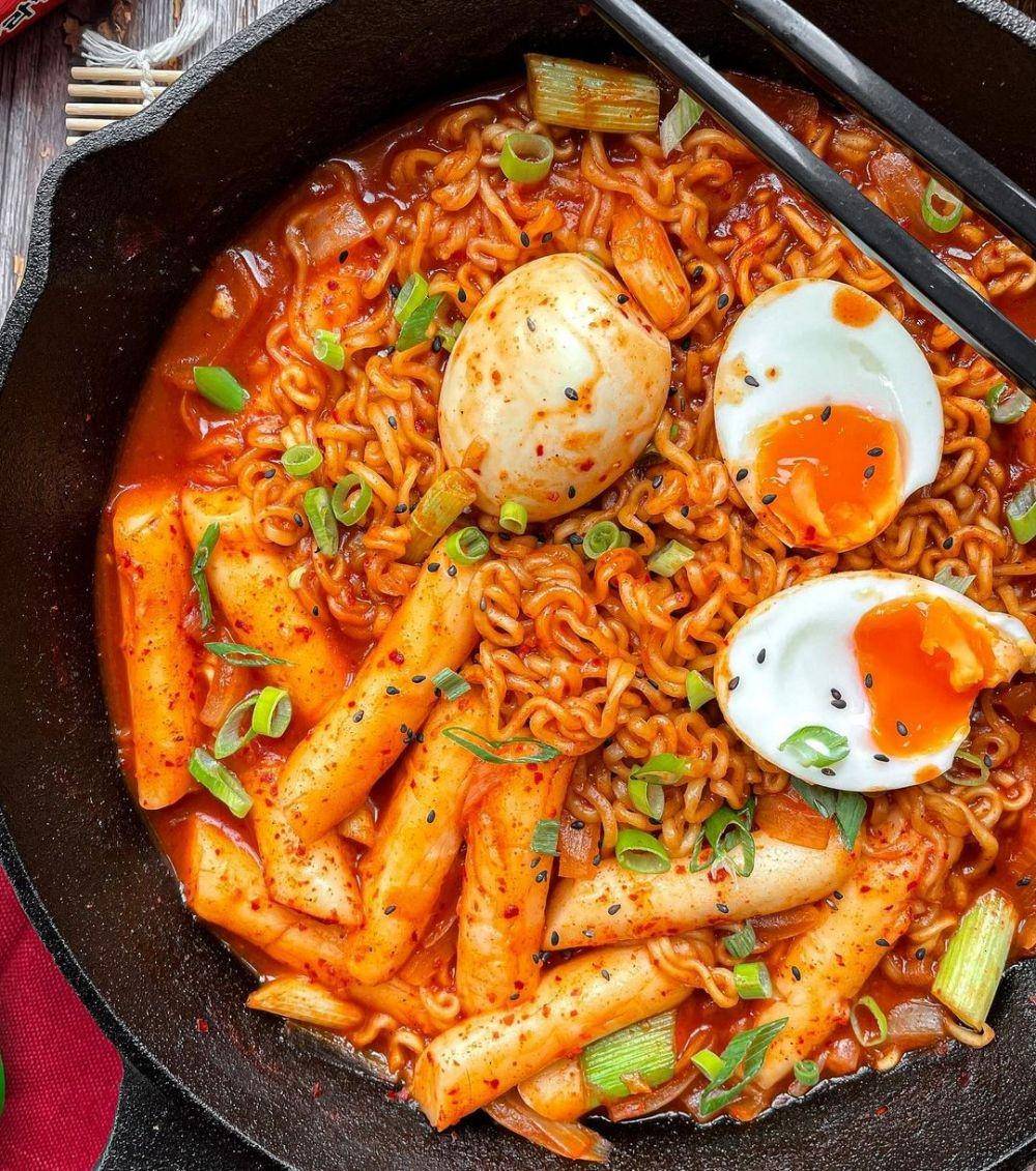 Rabokki (instagram.com/thatfoodiejess)