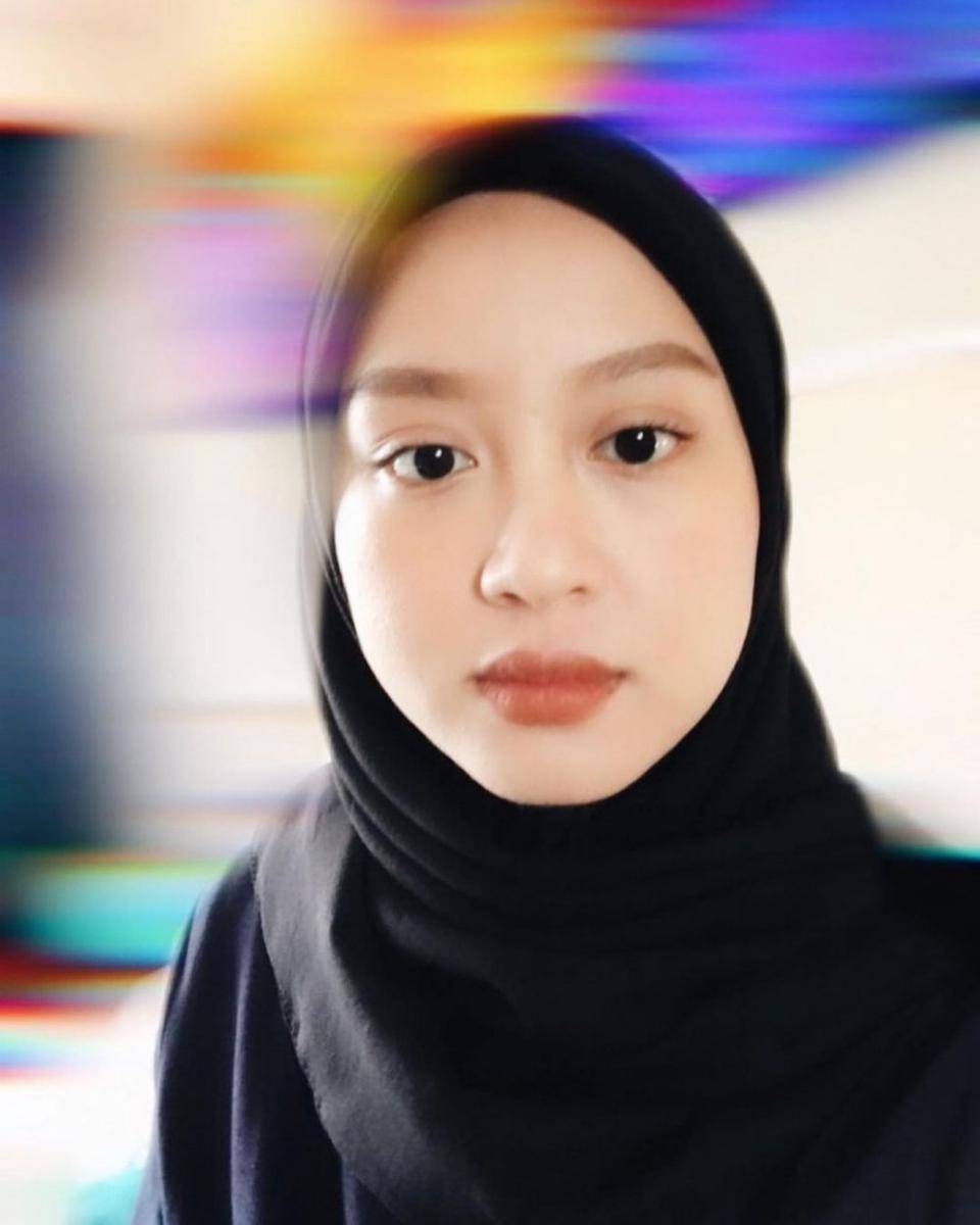 Gita Savitri (instagram.com/gitasav)