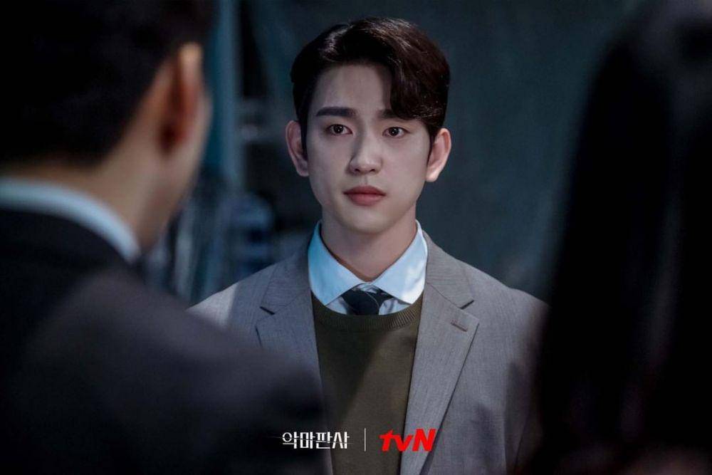 Jinyoung GOT7 di drama Korea The Devil Judge (instagram.com/tvndrama.official)