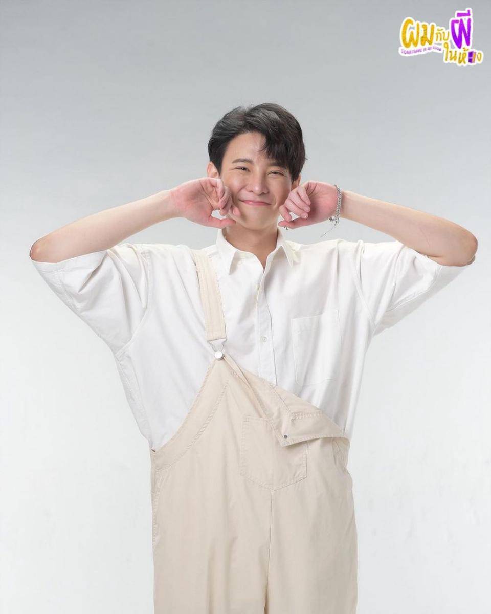 Nut Supanut (instagram.com/phomkubphee)