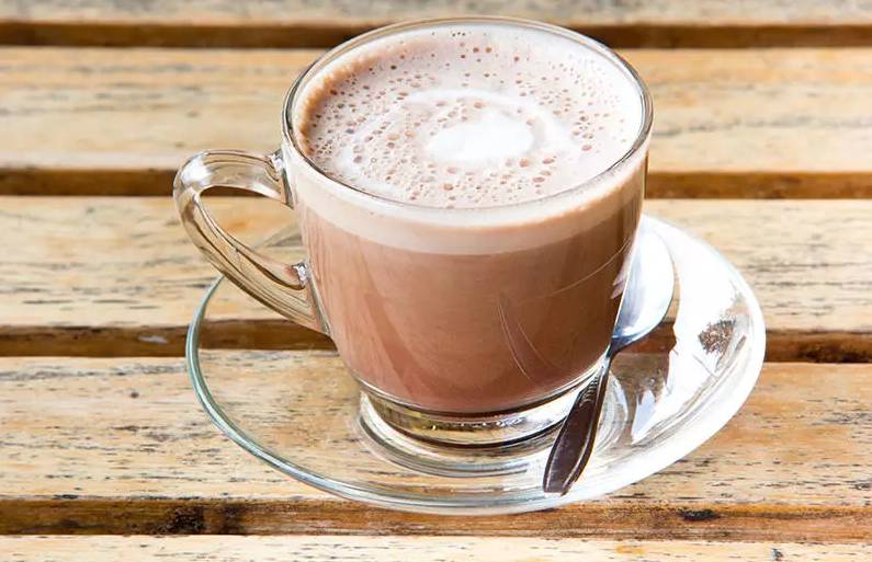 ilustrasi honey hot chocolate (www.beemaid.com)