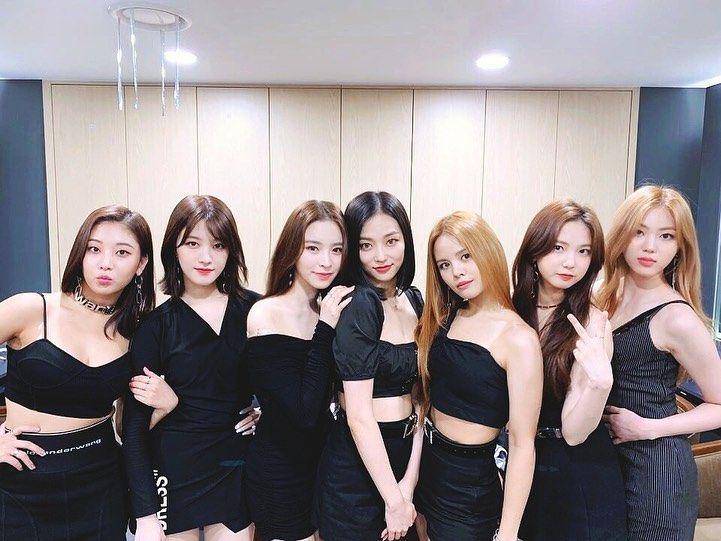 girl group CLC (Instagram.com/cube_clc_official)
