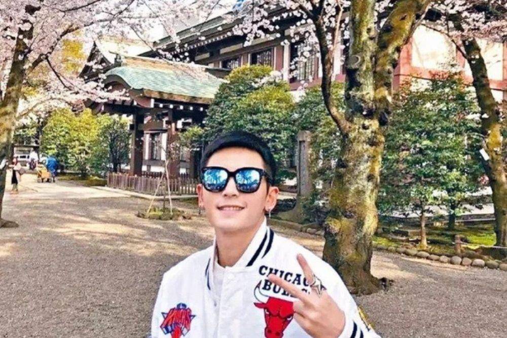 Kontroversi foto Zhang Zhehan di Jepang (Weibo.com/张哲瀚疯子)