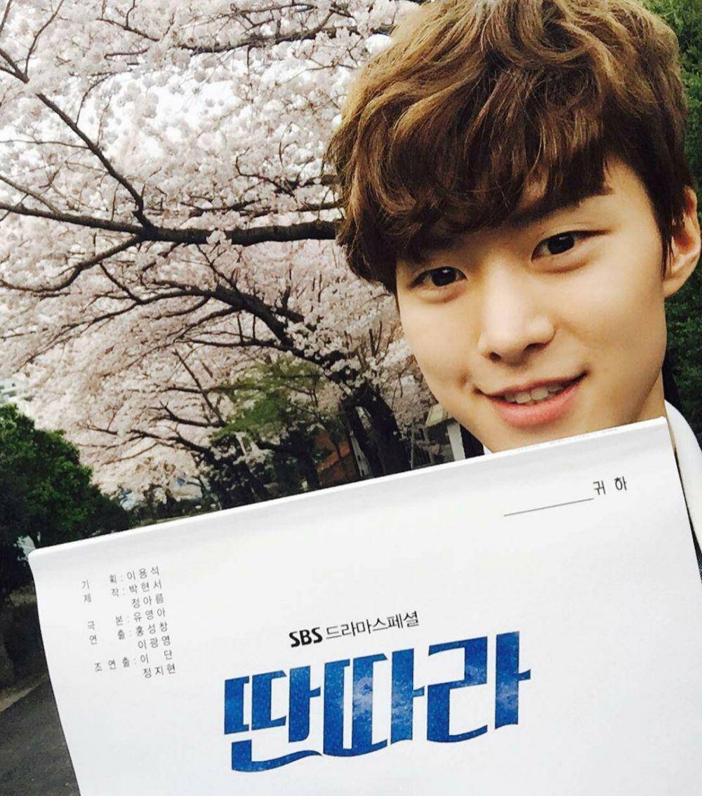 Gong Myung (instagram.com/fantagio_official)