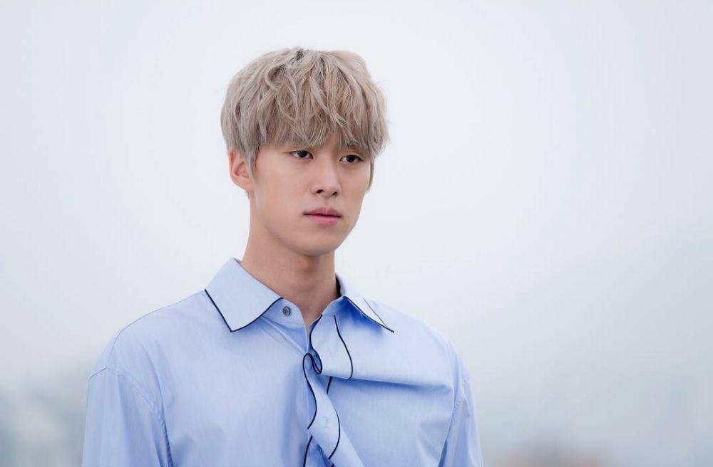 Gong Myung (instagram.com/fantagio_official)