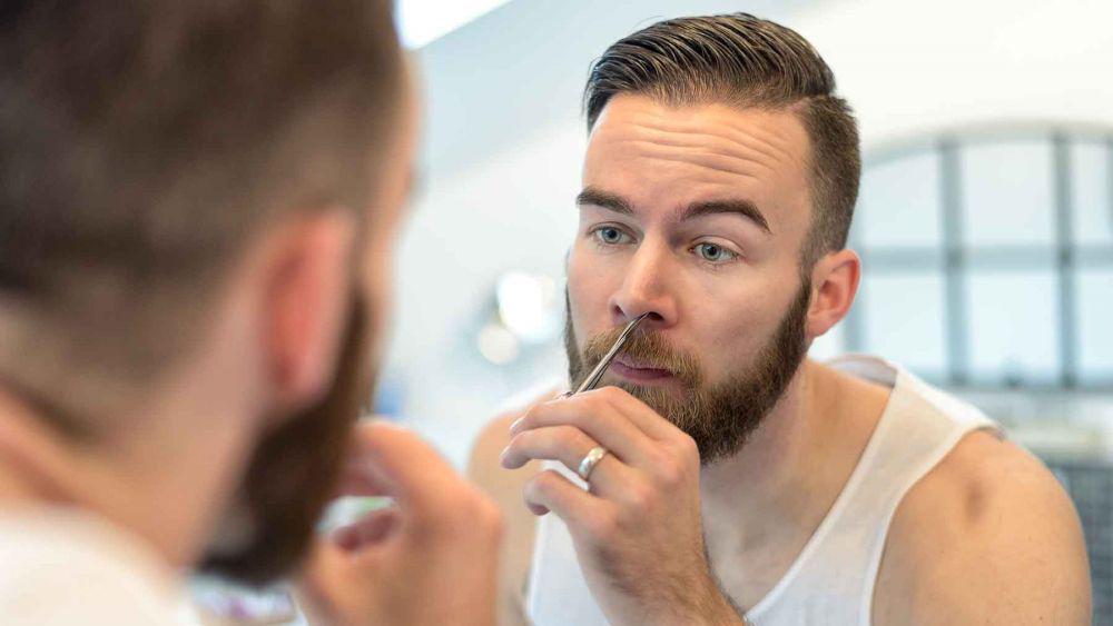 Cara Efektif Merapikan Bulu Hidung dan Telinga, Perhatikan Bro!
