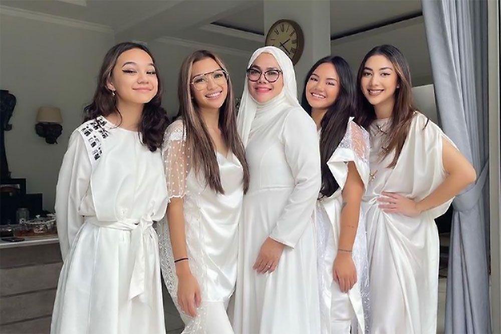 10 Potret Shania Salsabila, Sulung Sarita Abdul Mukti dari Suami Bule