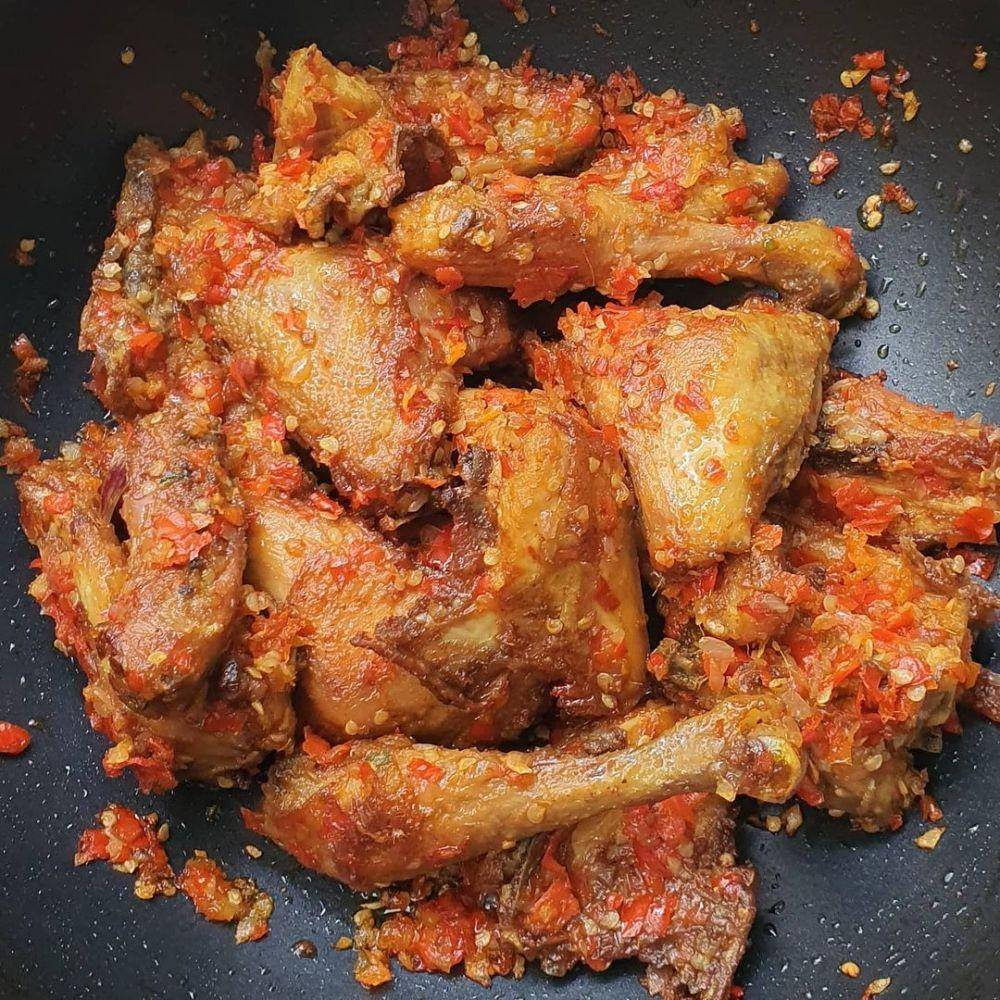Ayam balado (instagram.com/ista85)