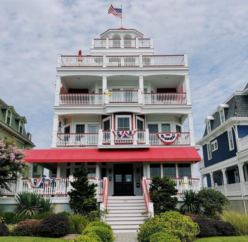 Cape May (instagram.com/philawalks)