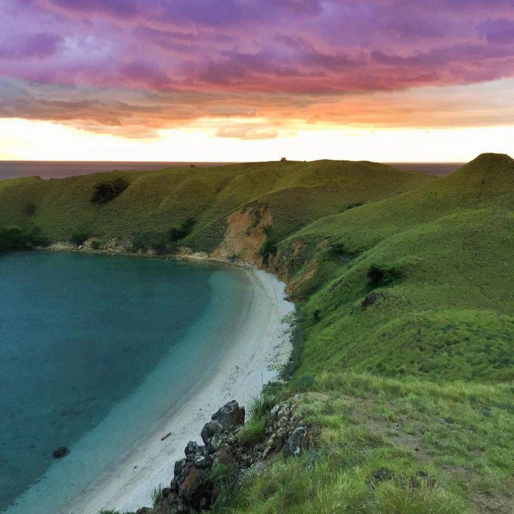 puncak bukit Gili Laba (instagram.com/aharisafandi)