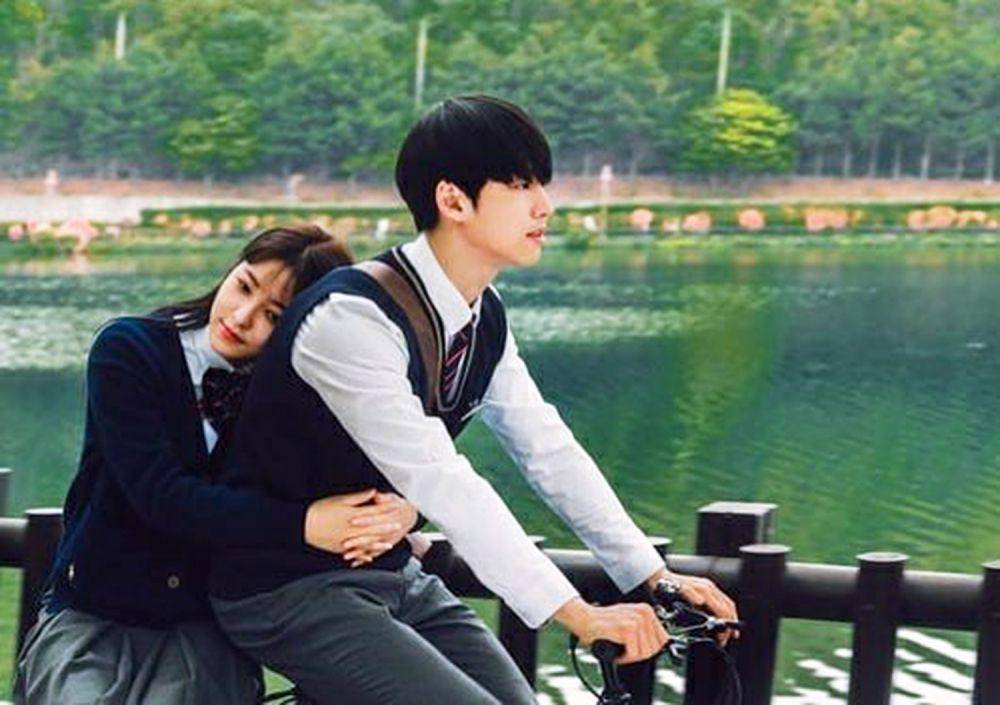 Yeri dan Hongseok di Blue Birthday (bluebirthday_playlist/instagram.com)