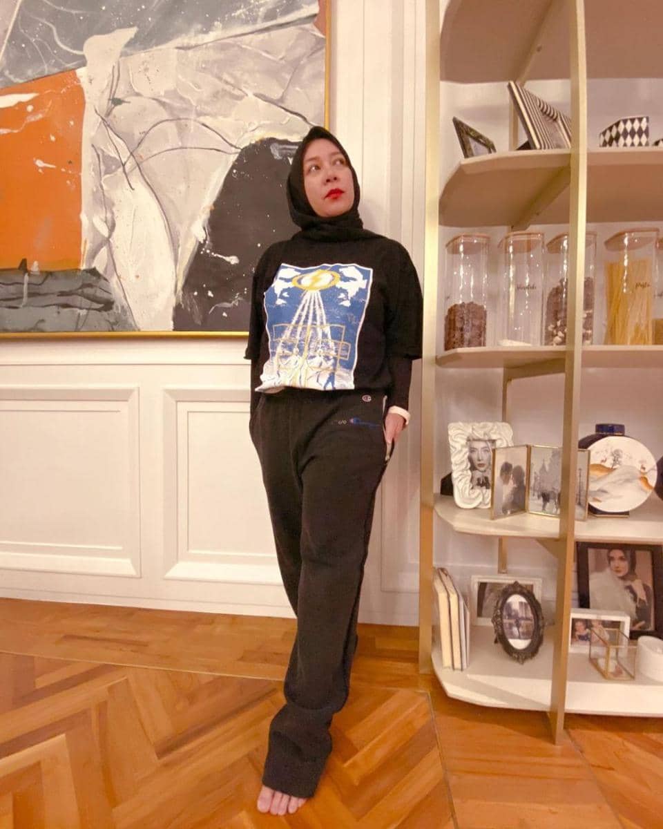 Melly Goeslaw (instagram.com/melly_goeslaw)