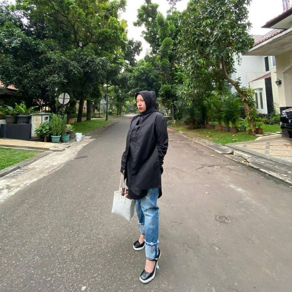 Melly Goeslaw (instagram.com/melly_goeslaw)