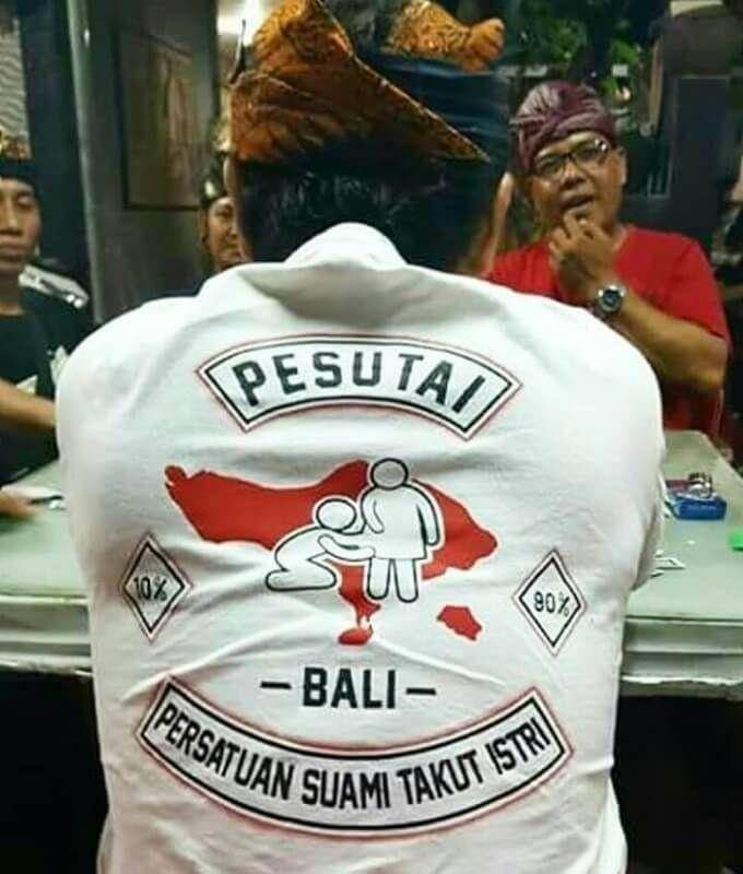 Kaos ala Bapak-bapak (instagram.com/lawakbalicoy)