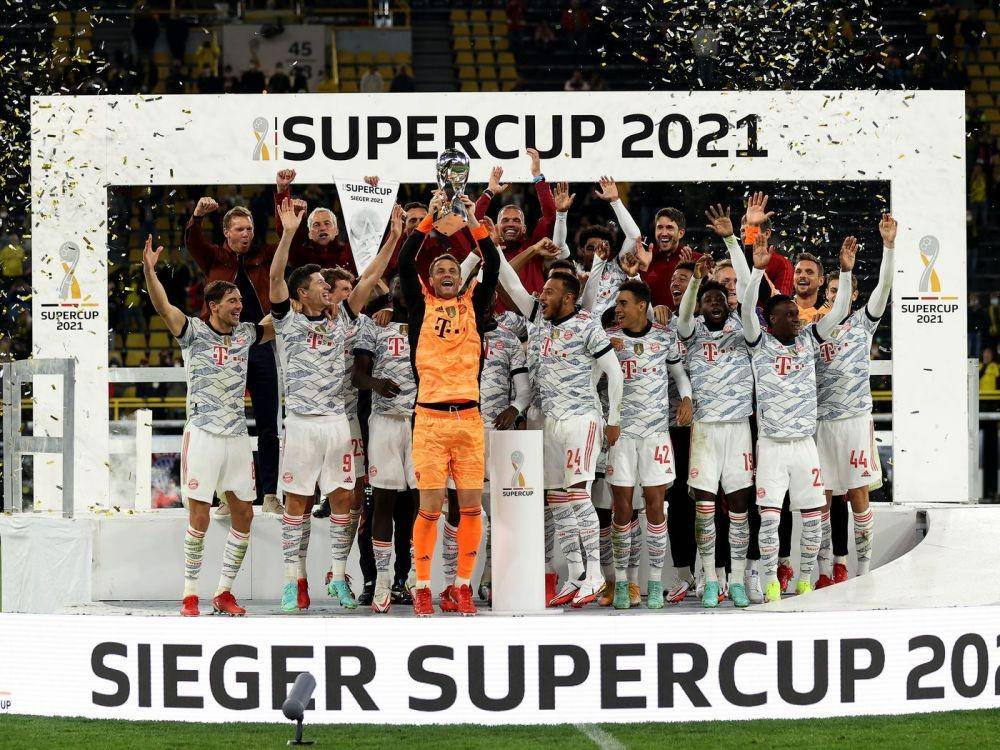 Trofi pertama Julian Nagelsmann untuk Bayern Munich di Piala Super 2021. (bavarianfootballworks.com).