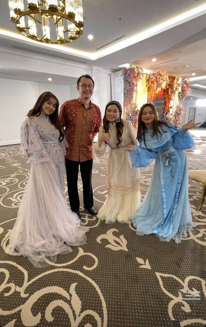 Gaya Artis di Pengajian dan Siraman Lesti Kejora (instagram.com/andrew.rowlando)