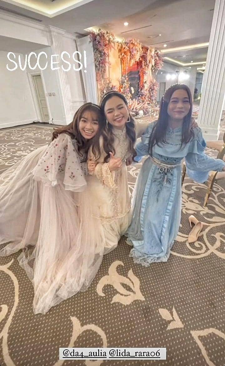 Gaya Artis di Pengajian dan Siraman Lesti Kejora (instagram.com/waodeofficial)