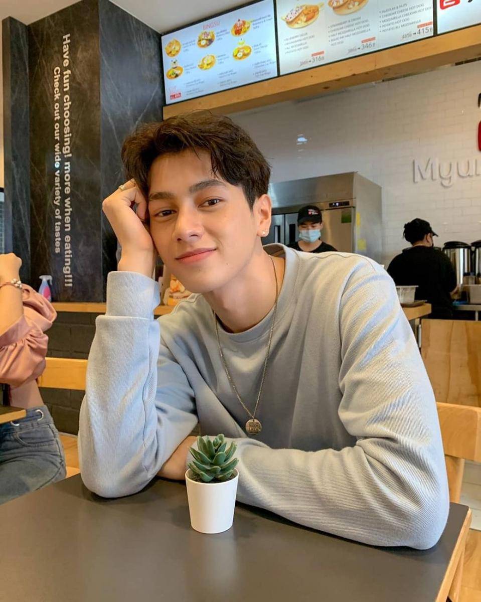 Smart Chisanupong (instagram.com/csnp_21)
