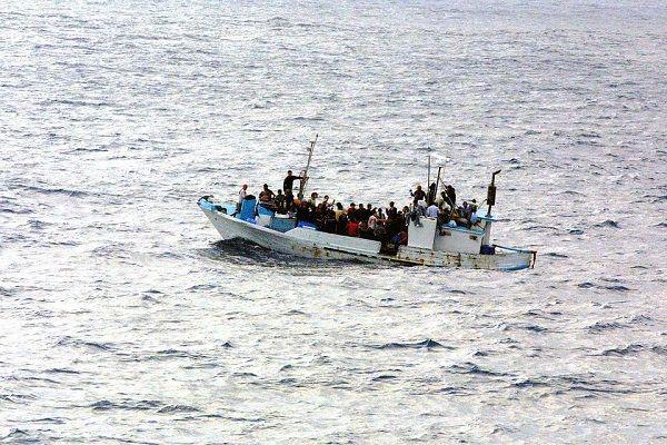 Inggris Dakwa Warga Iran atas Penyelundupan Manusia dengan Perahu