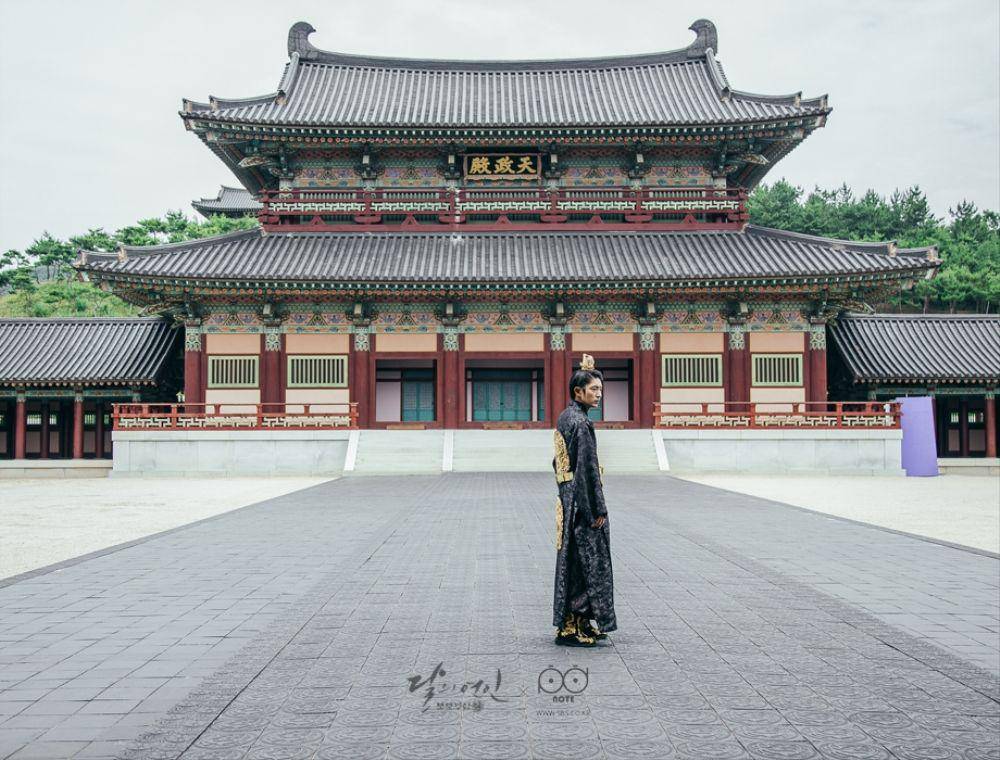 adegan penutup drama Moon Lovers: Scarlet Heart Ryeo di Baekje Cultural Land (program.sbs.co.kr)