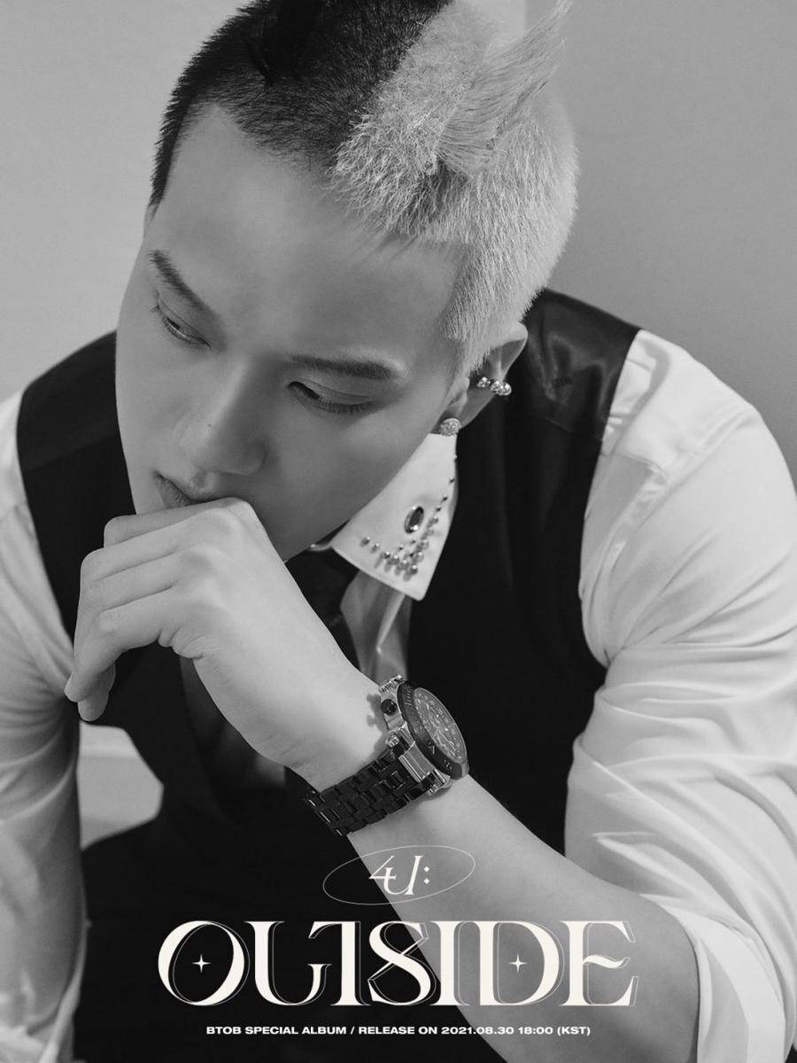 Peniel BTOB 4U di teaser special album 4U : OUTSIDE versi Silent. (twitter.com/OFFICIALBTOB)