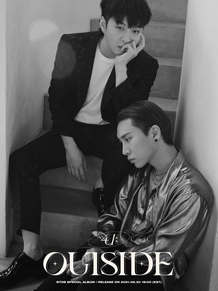 Eunkwang dan Changsub BTOB 4U di teaser special album 4U : OUTSIDE versi Silent. (twitter.com/OFFICIALBTOB)