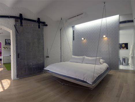 kamar dengan floating bed (decoratorist.com)