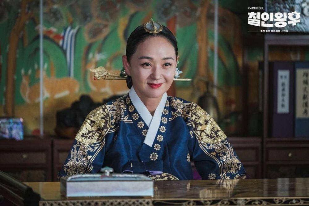 Bae Jong Ok di drama Mr. Queen (instagram.com/tvndrama.official)