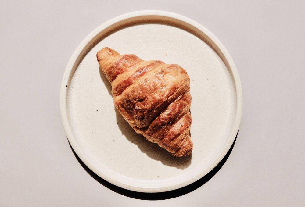 croissant (unsplash.com/Jocelyn Morales)