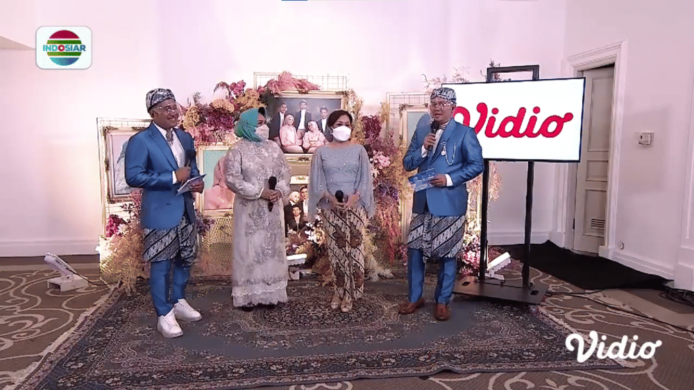 Gaya Artis di Pengajian dan Siraman Lesti Kejora (dok. Vidio/Indosiar)