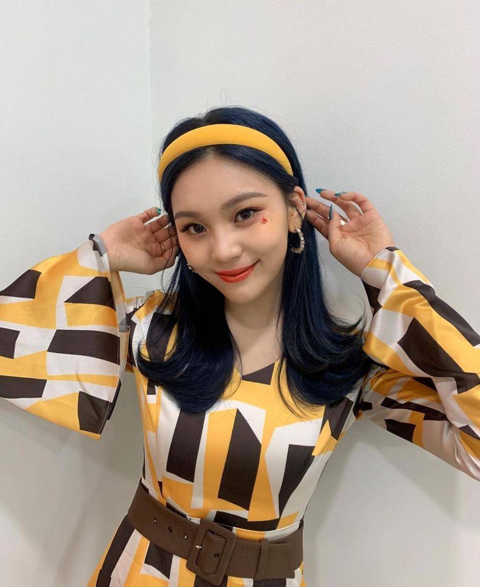 Umji GFriend (instagram.com/ummmmm_j.i)