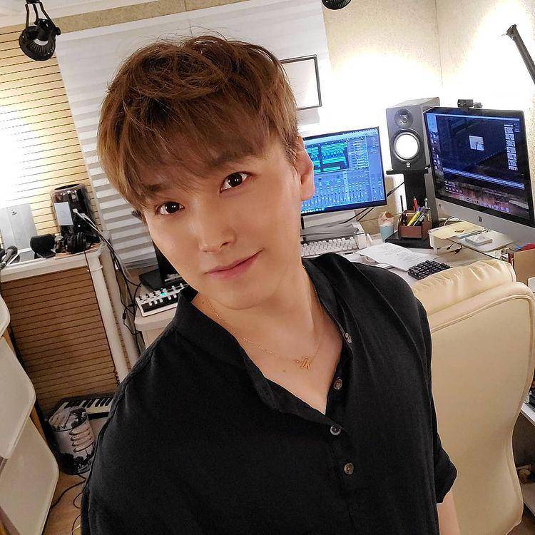 potret Sungmin Suju (www.instagram.com/_liustudio_)
