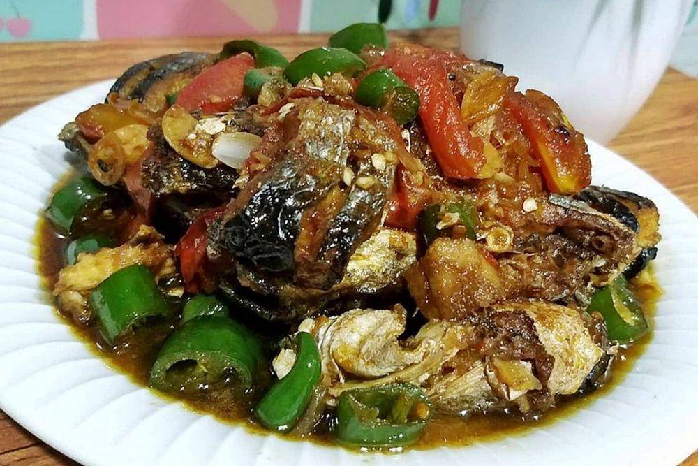 Ikan patin kecap (instagram.com/yuniy_cutez)