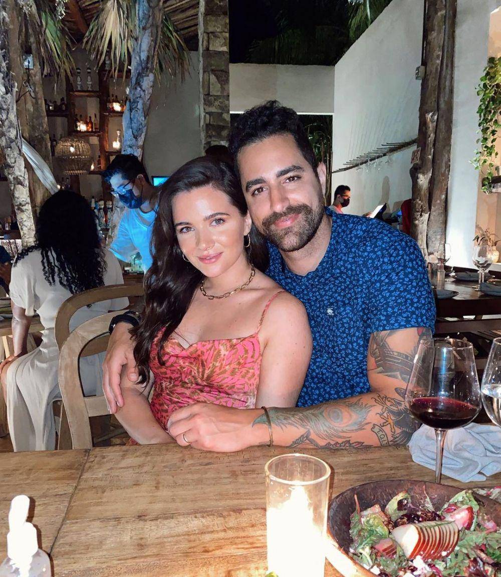 Katie Stevens dan Paul (instagram.com/thekatiestevens)