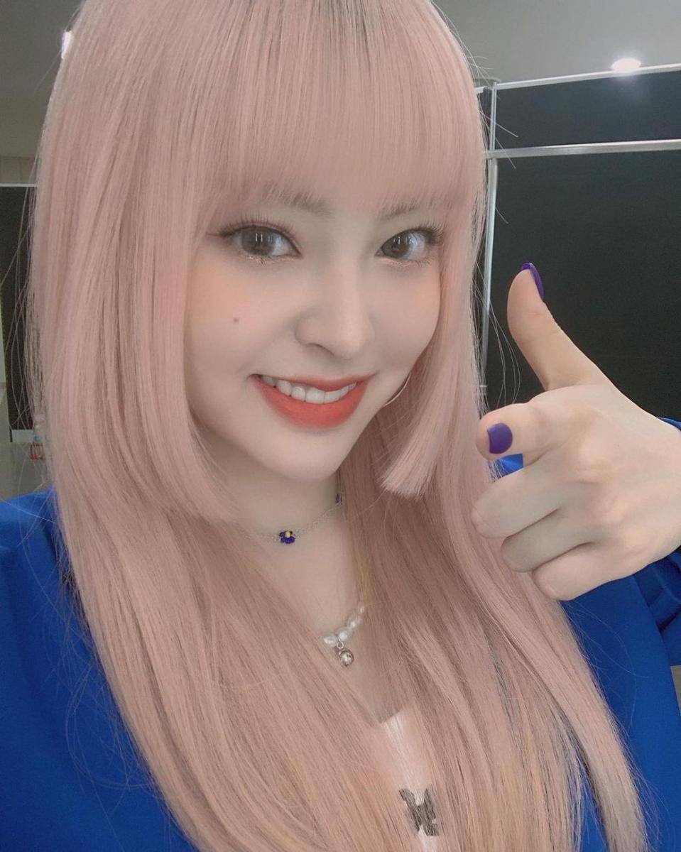 Yuuri LUNARSOLAR (instagram.com/lunarsolar.official)