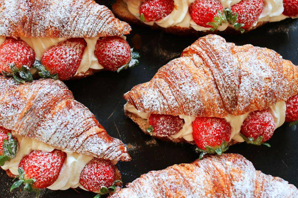 croissant (pixabay.com/Photowill)