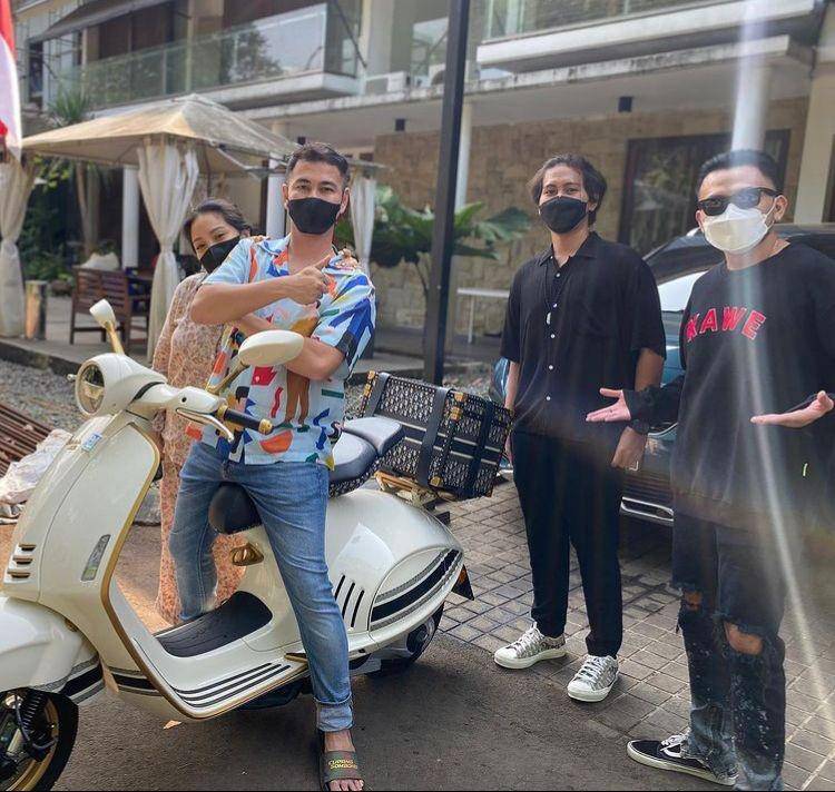 Vespa gigi (Instagram.com/raffinagita1717)