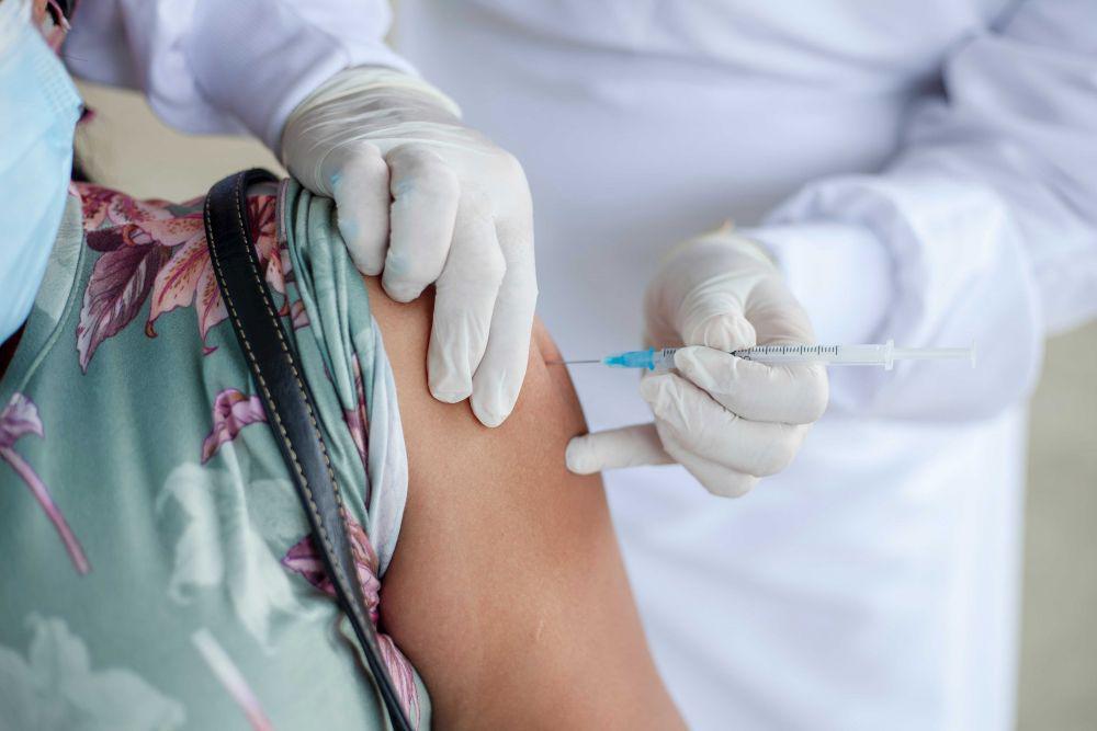 5 Alasan Kenapa Vaksin dan Prokes Sangat Penting