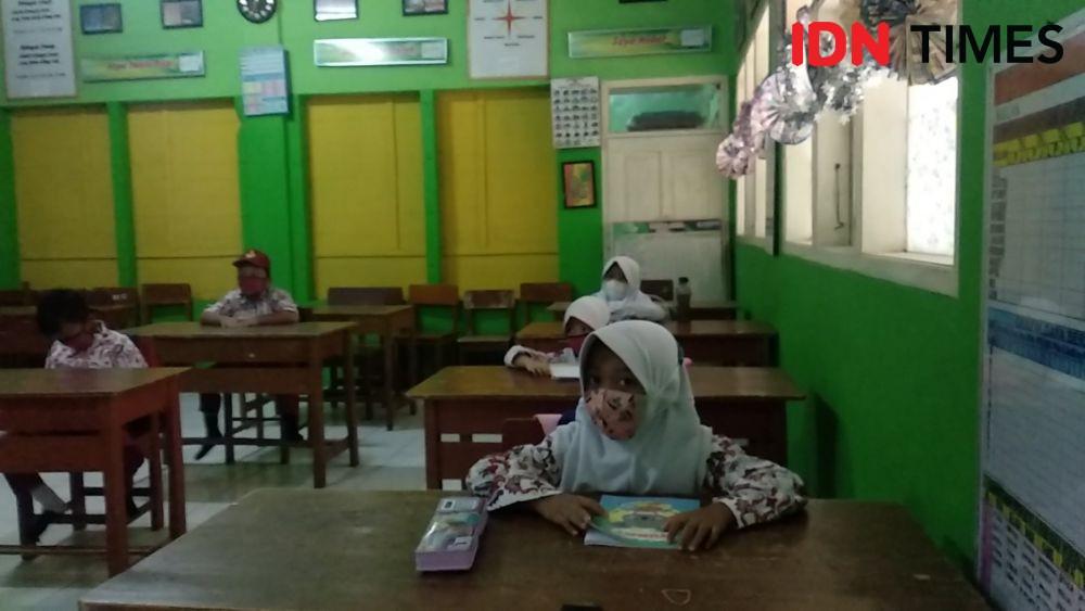 Komit dengan Prokes Ketat, PTM Terbatas Kota Tasikmalaya Berjalan